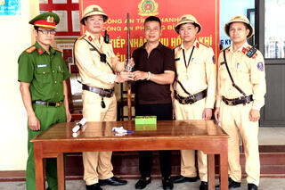 <a href="/tin-tuc-su-kien/huong-ve-co-so2" title="Fv88 top website" rel="dofollow">Fv88 top website</a>