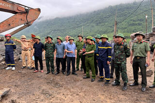<a href="/tin-tuc-su-kien/tin-an-ninh-trat-tu" title="Fv88 nhà cái đăng nhập" rel="dofollow">Fv88 nhà cái đăng nhập</a>