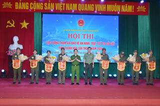 <a href="/tin-tuc-su-kien/huong-ve-co-so2" title="Fv88 top website" rel="dofollow">Fv88 top website</a>