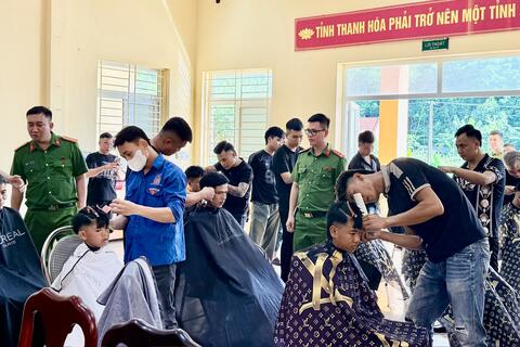 Fv 88 nhà cái xã Thanh Phong gần dân, hiểu dân từ những điều bình dị