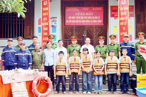 Ra mắt mô hình “Điểm ứng phó thiên tai và cứu nạn, cứu hộ cộng đồng” tại xã Nông Cống